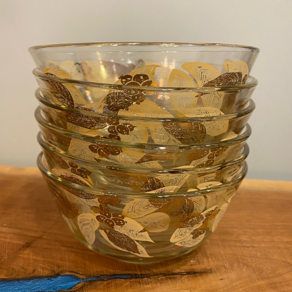 6 Vintage Hollywood Regency Gilt And Gold Leaf Glass Bowls 5X2 MCM Retro Kitchen